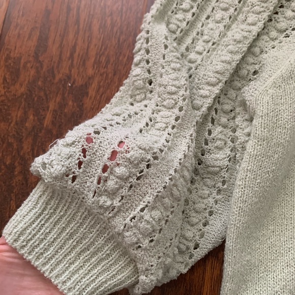 Bubble sleeve sweater - Picture 4 of 5